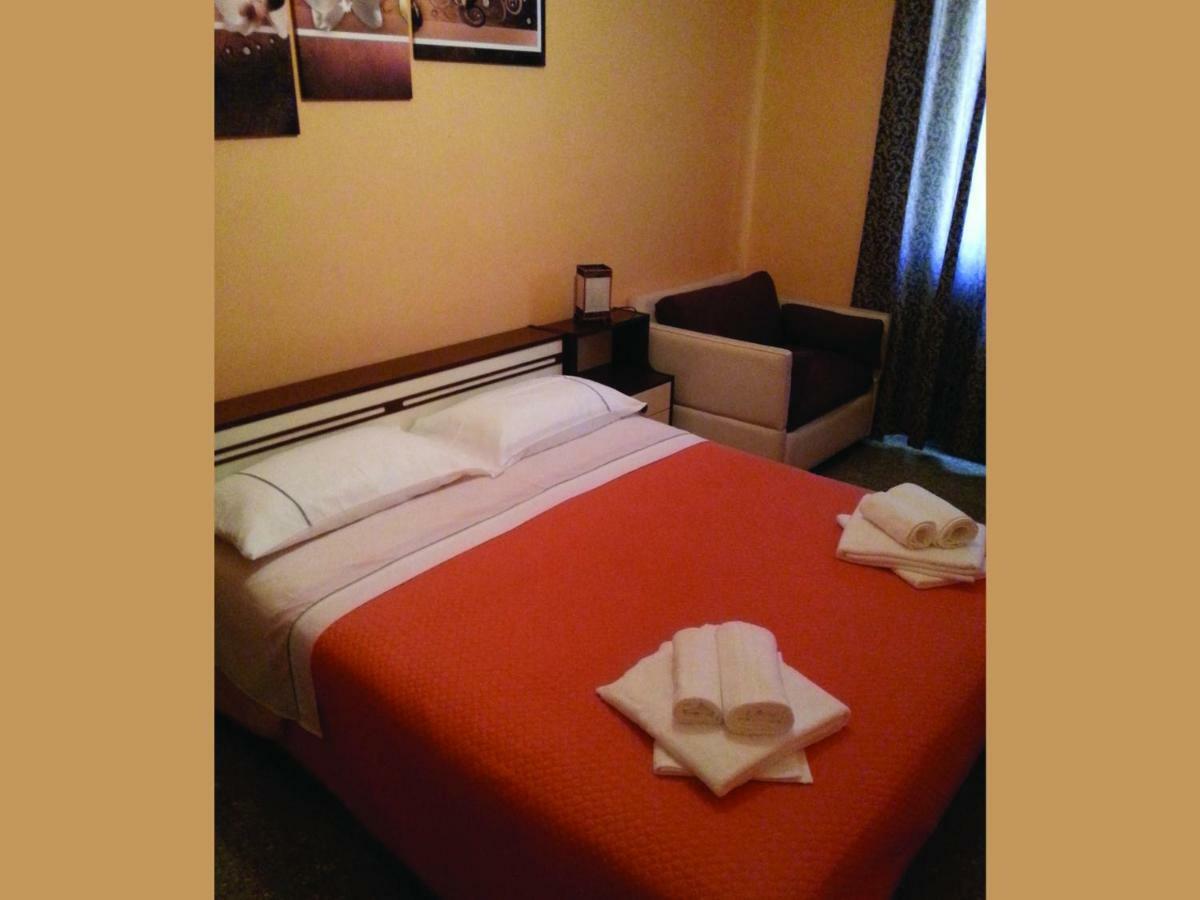 B&B Night & Day Κοσέντζα Εξωτερικό φωτογραφία