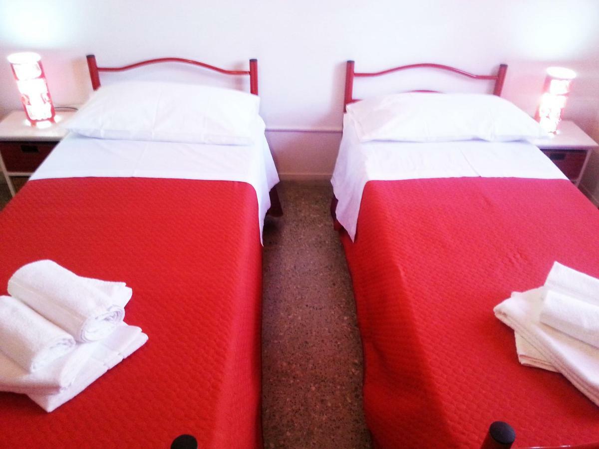 B&B Night & Day Κοσέντζα Εξωτερικό φωτογραφία